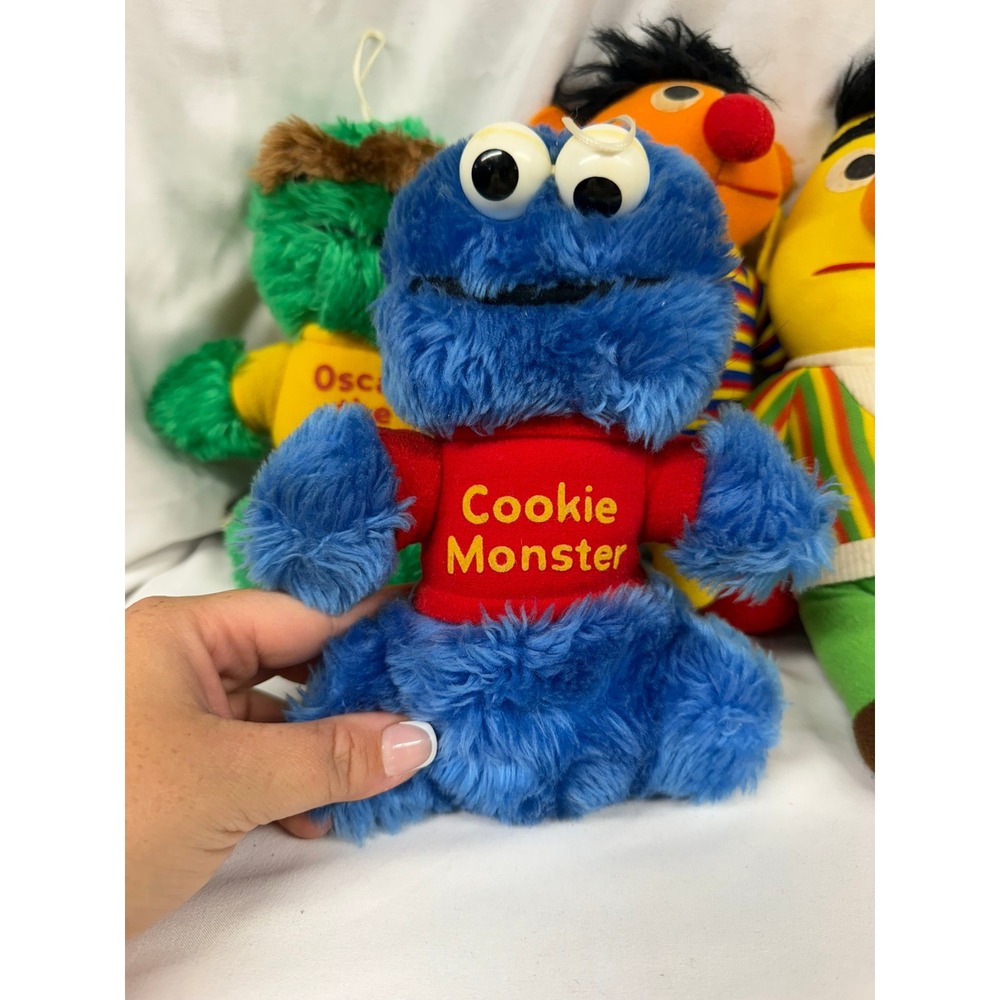 Vintage Sesame Street Plush Lot 5 Big Bird Hula Cookie Monster Bert Ernie Oscar - Picture 2 of 15